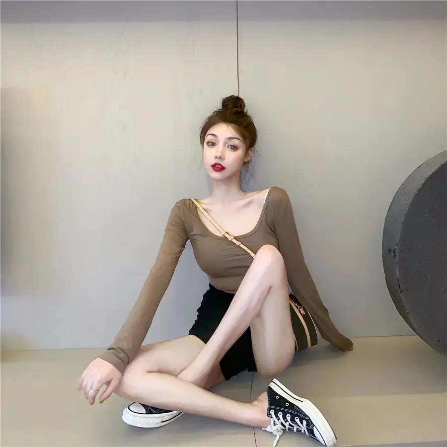 Women Backless Long Sleeve T-Shirt Brown U-Neck — feature 20