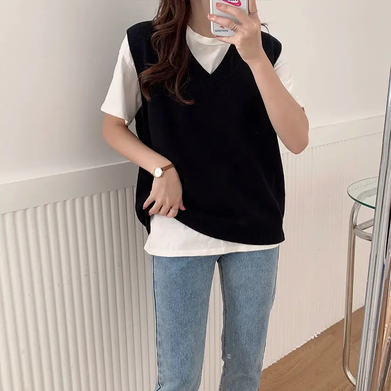 Women V-Neck Sleeveless Vest Black Knit