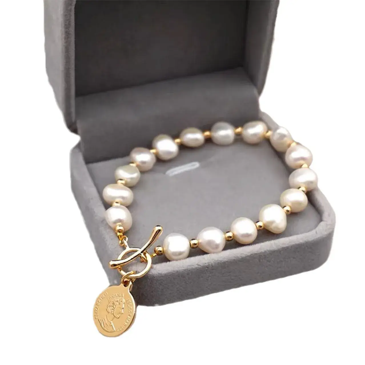 Natural Pearl Bracelet for Women with Gold Clasp