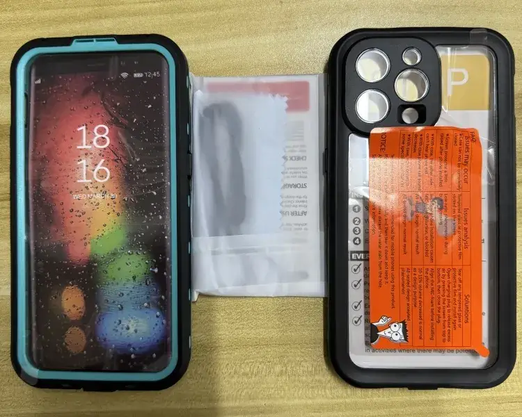 Waterproof Phone Case for iPhone 17 Pro Max Outdoor Use — feature 3