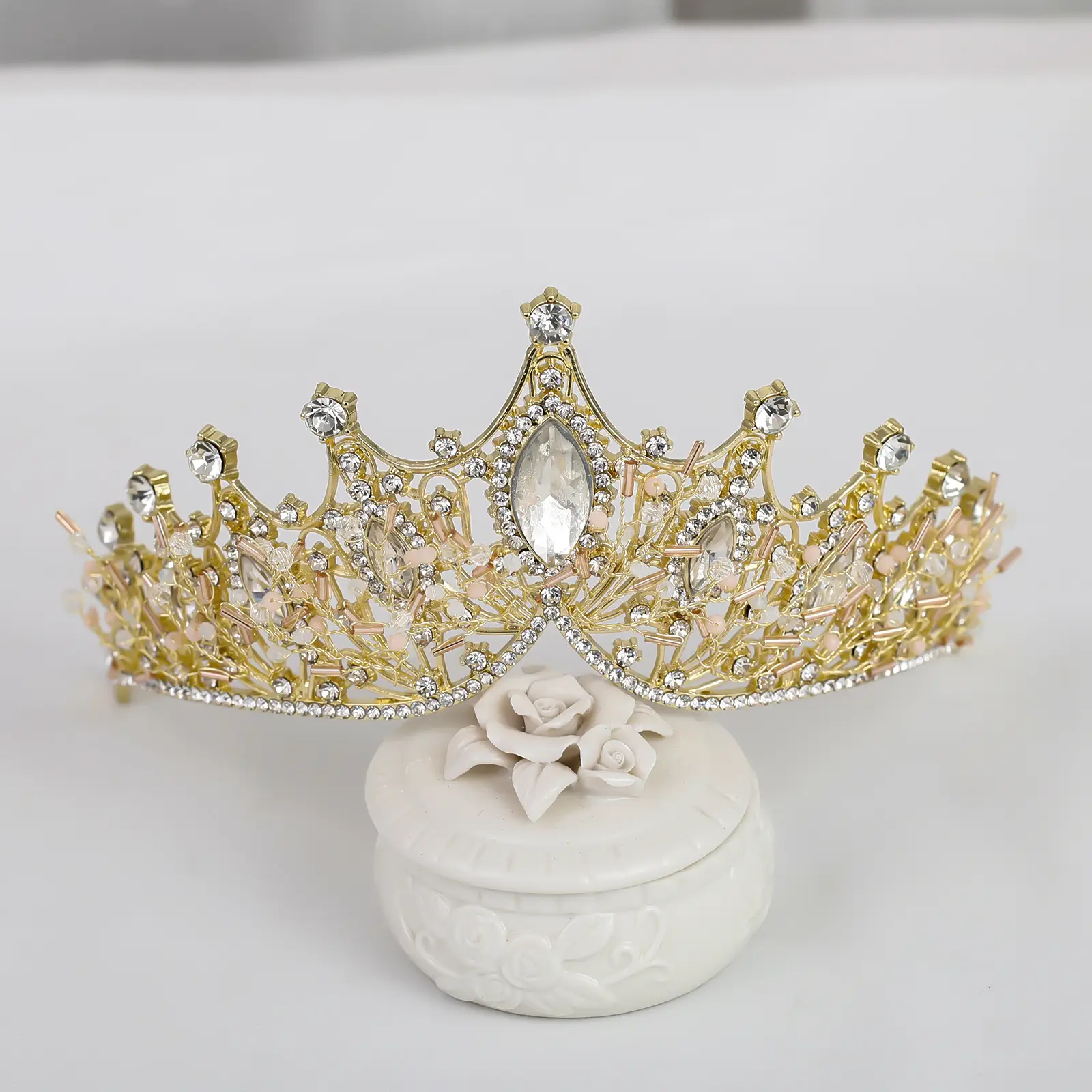 Gold Crystal Flower Crown for Girls Princess Birthday Stage Accessory — feature 10
