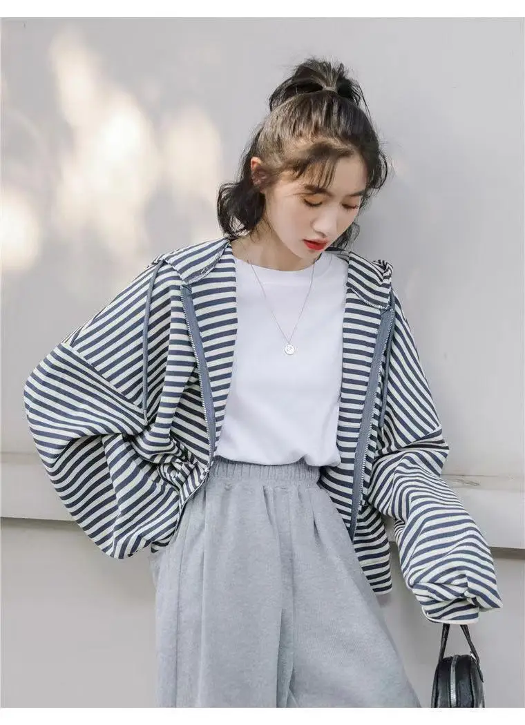 Women Striped Long Sleeve Hooded Sweatshirt 2025 — feature 3