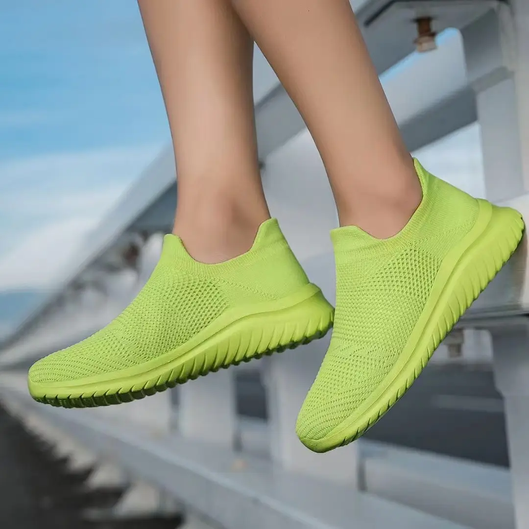 Women's Shoes Autumn New Couple Fly Knit Socks Mesh Shoes Trendy Fashion Casual Sports Shoes Women's Running Shoes
