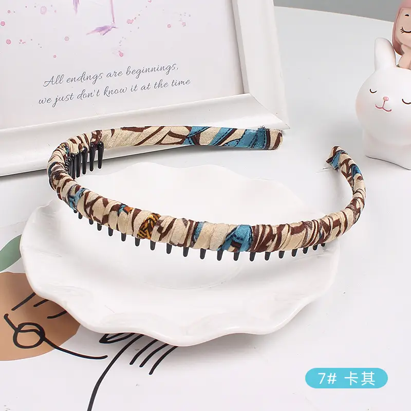 Floral Hairband with Multi-Color Embellishment - Image 7