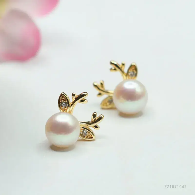 Guan Yu Pearl Deer Earrings S925 Gold Stud Earrings - Image 3