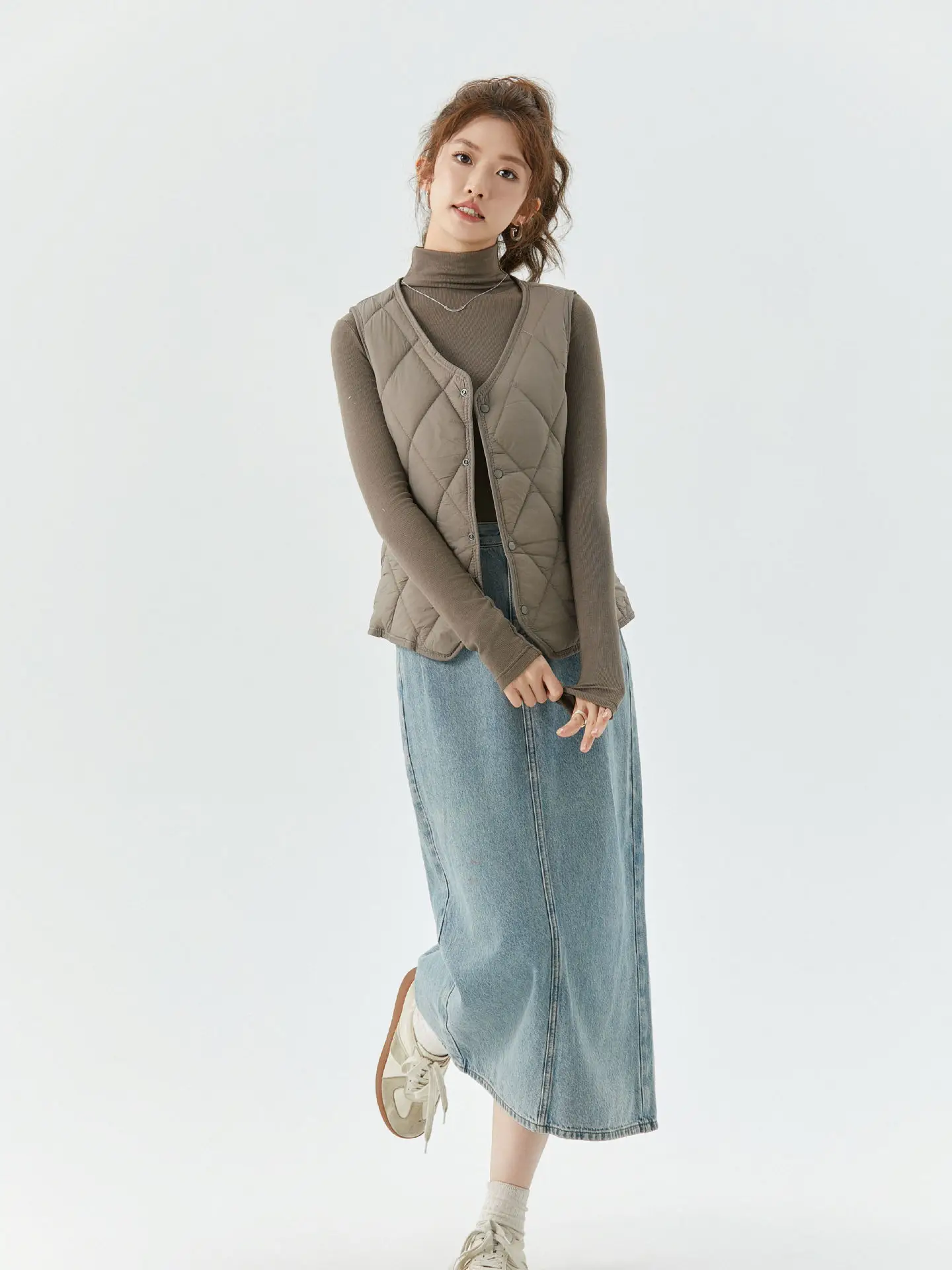 Women's Velvet Puffer Vest Grey 8021