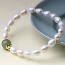 Natural Freshwater Pearl Bracelet with Hetian Jade Single Circle — feature 15