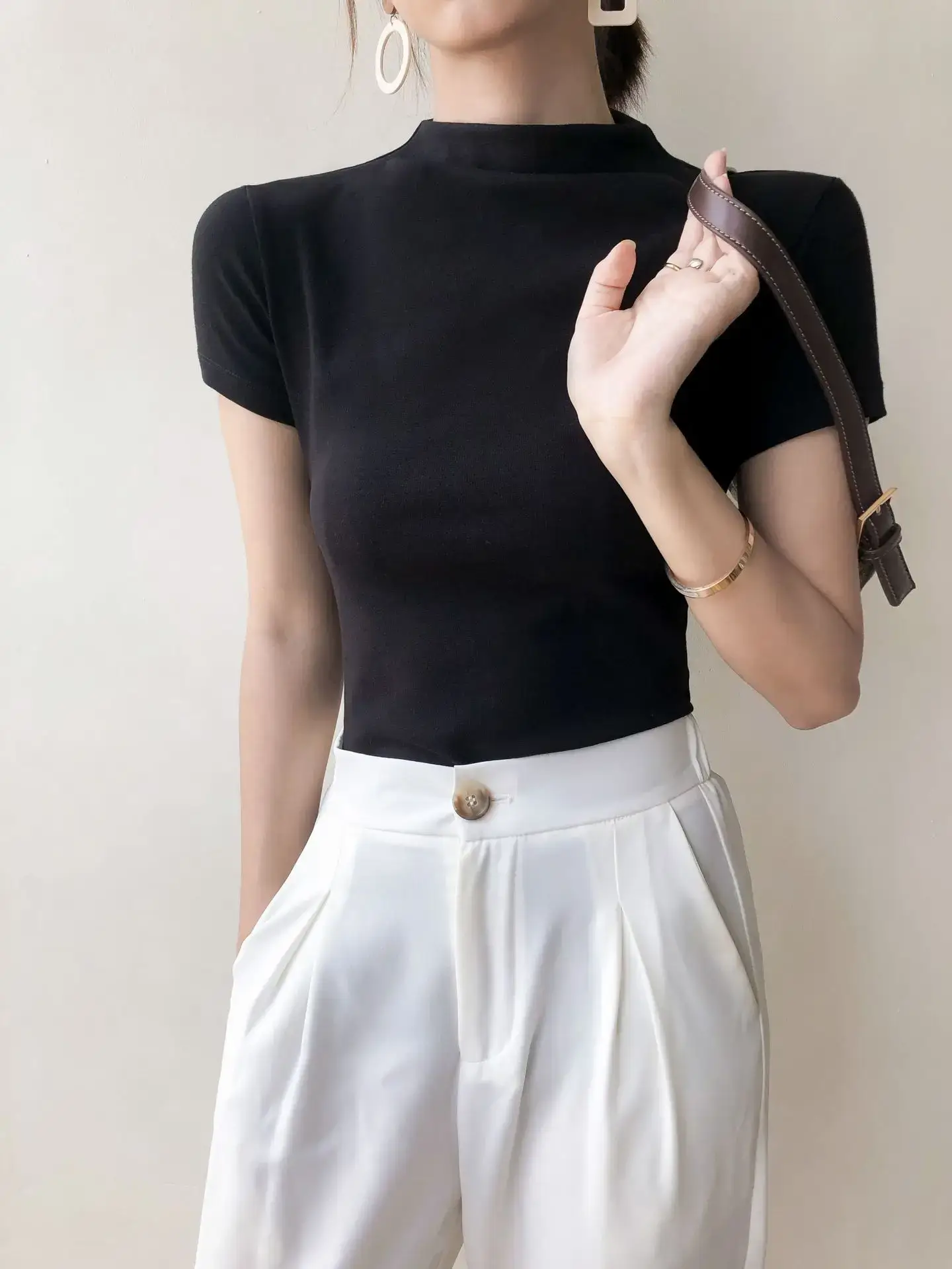 2023 New Arrival Black Knitted Pullover T-Shirt - Image 8