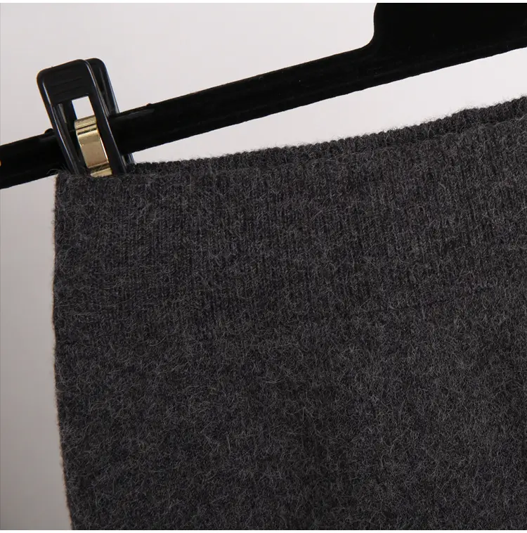 Yunshu Long Wool Plain Skirt Cream — feature 11