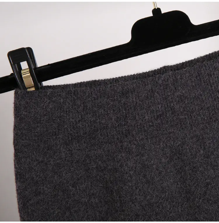 Yunshu Long Wool Plain Skirt Cream — feature 31