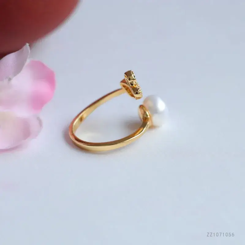 Guan Yu Freshwater Pearl Ring Swan Open Gold — feature 7