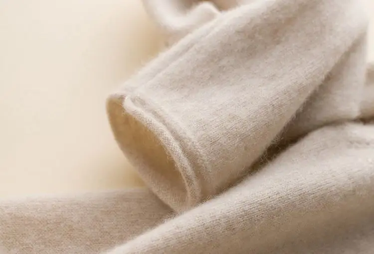 Women's Pile Collar Wool Turtleneck Shirt Beige — feature 19
