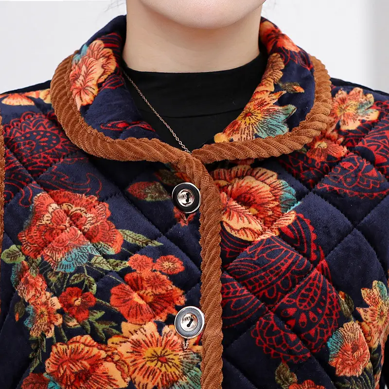 Middle-aged Women Velvet Lapel Vest Winter Warmth - Image 11