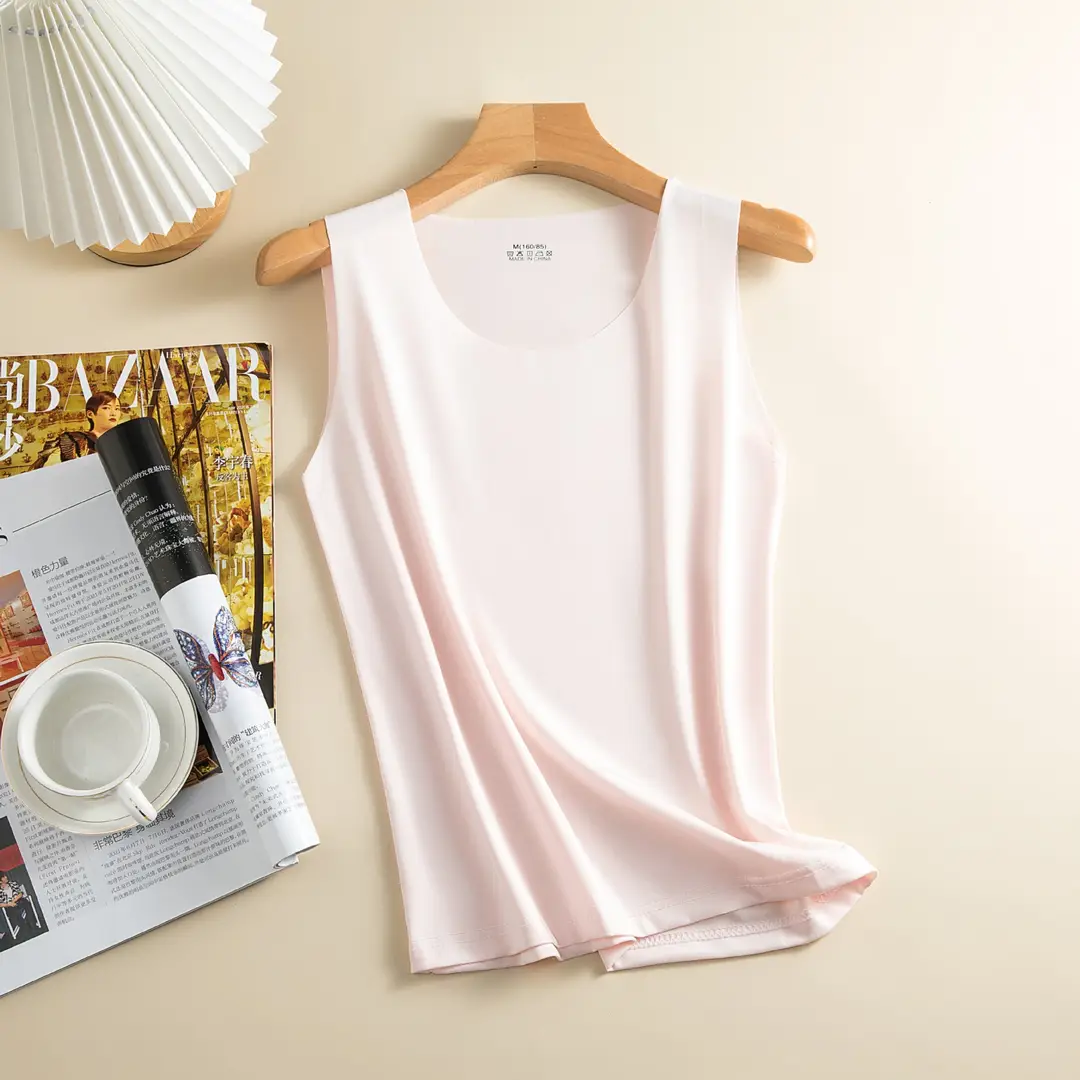 Women's Seamless Ice Silk Tank Top, Summer Thin Camisole, Sleeveless Versatile Top, Trendy and Breathable