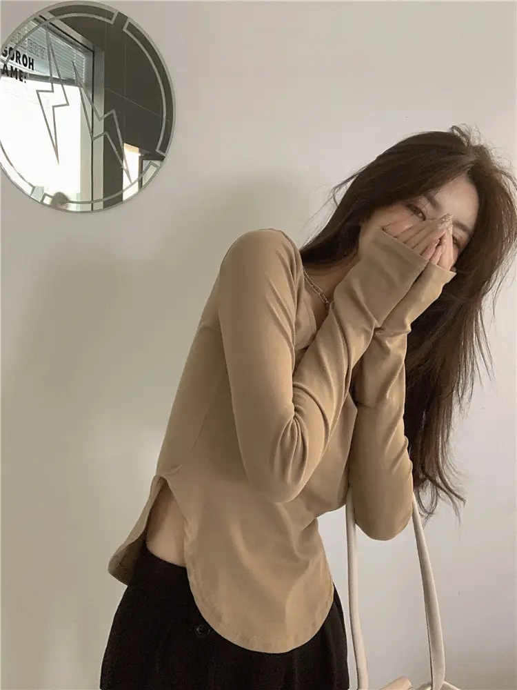 Women's U-Neck Long Sleeve T-Shirt Brown — feature 4