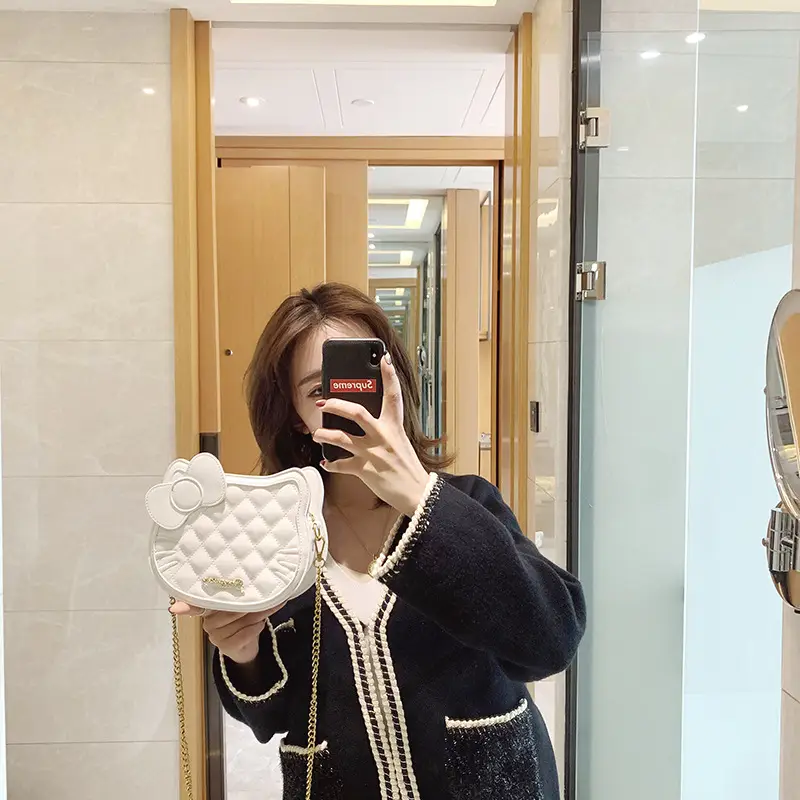Pink Quilted Chain Crossbody Bag for Women - Image 9