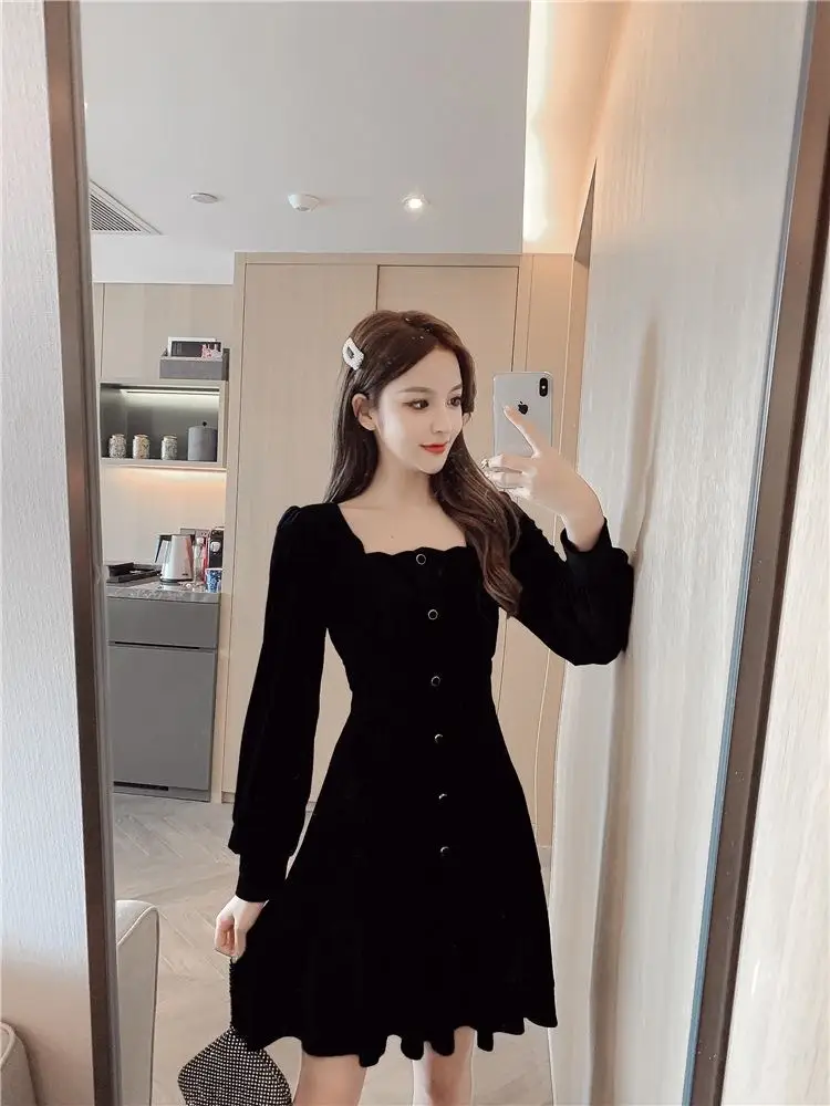 Black Velvet Square Collar Dress for Women 2024 — feature 3
