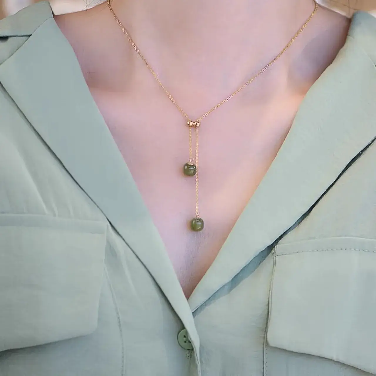 Elegant Hetian Jade Necklace for Women V-Neck - Image 2
