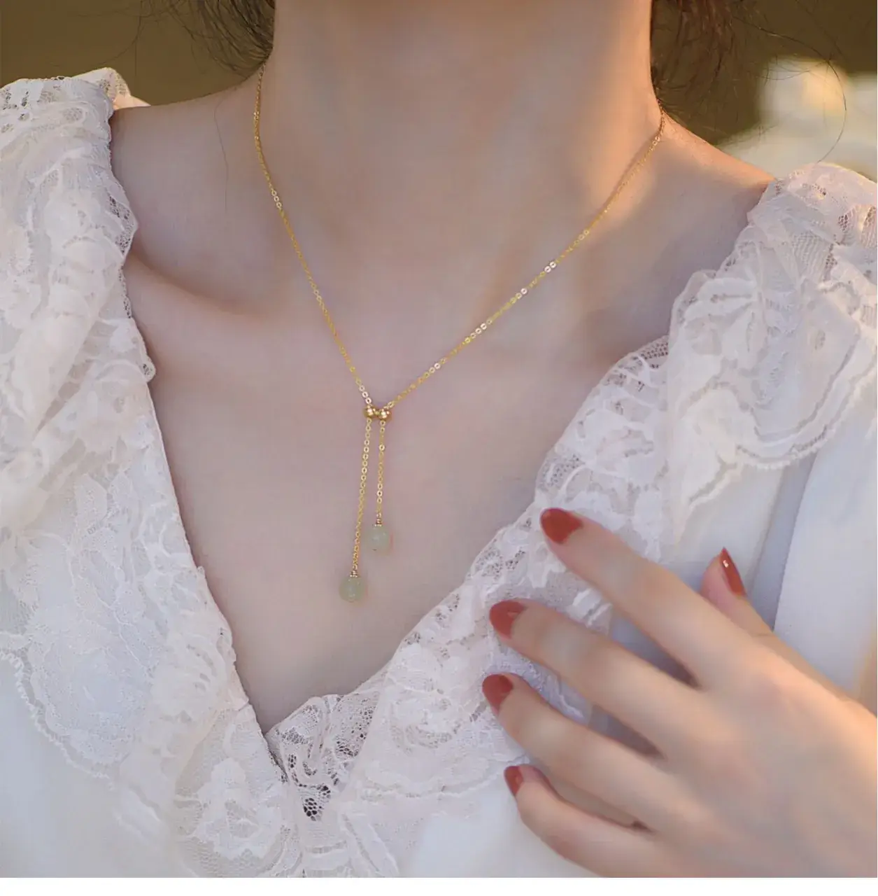 Elegant Hetian Jade Necklace for Women V-Neck — feature 8