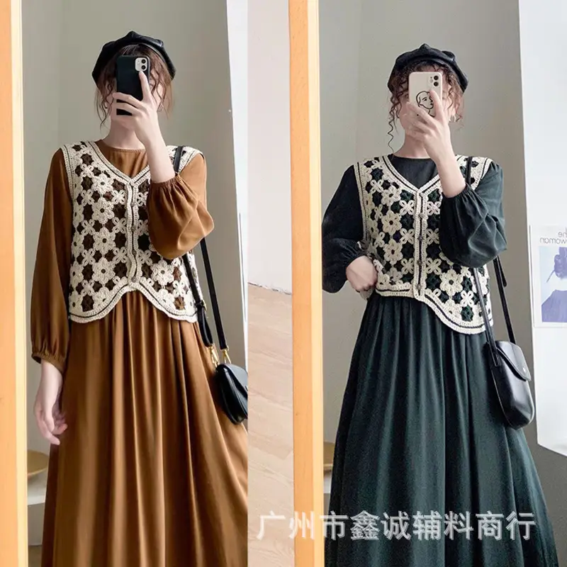 Korean Style Black Knitted Vest with Embroidered Hollow Design - Image 32