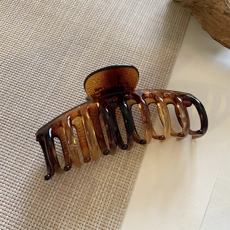 Large Matte Hair Clip for Women Men Beach Use - Image 6