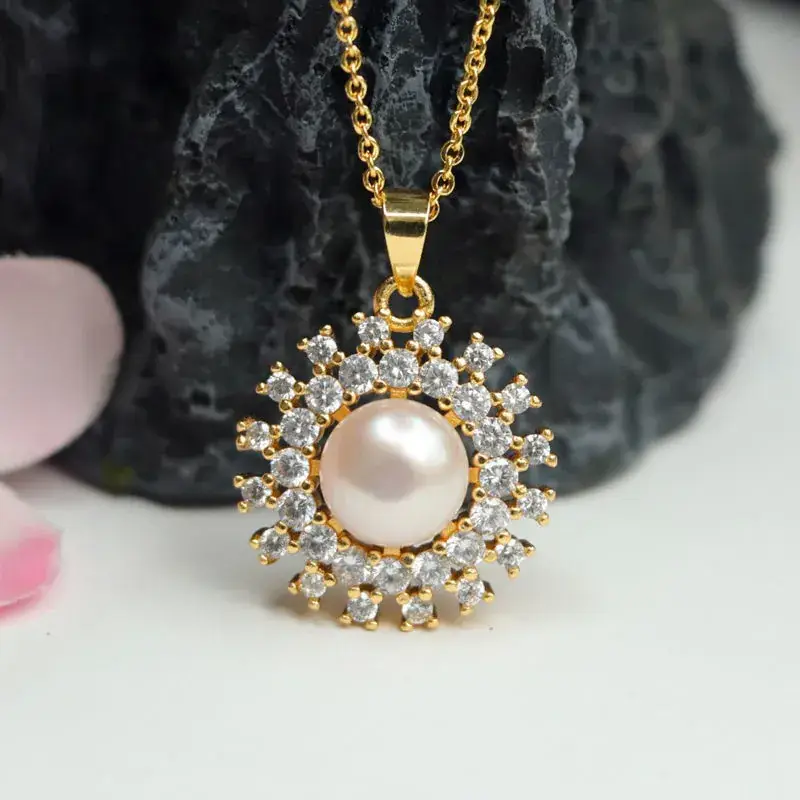 Guan Yu Pearl Necklace with Snowflake Design for Women — feature 4