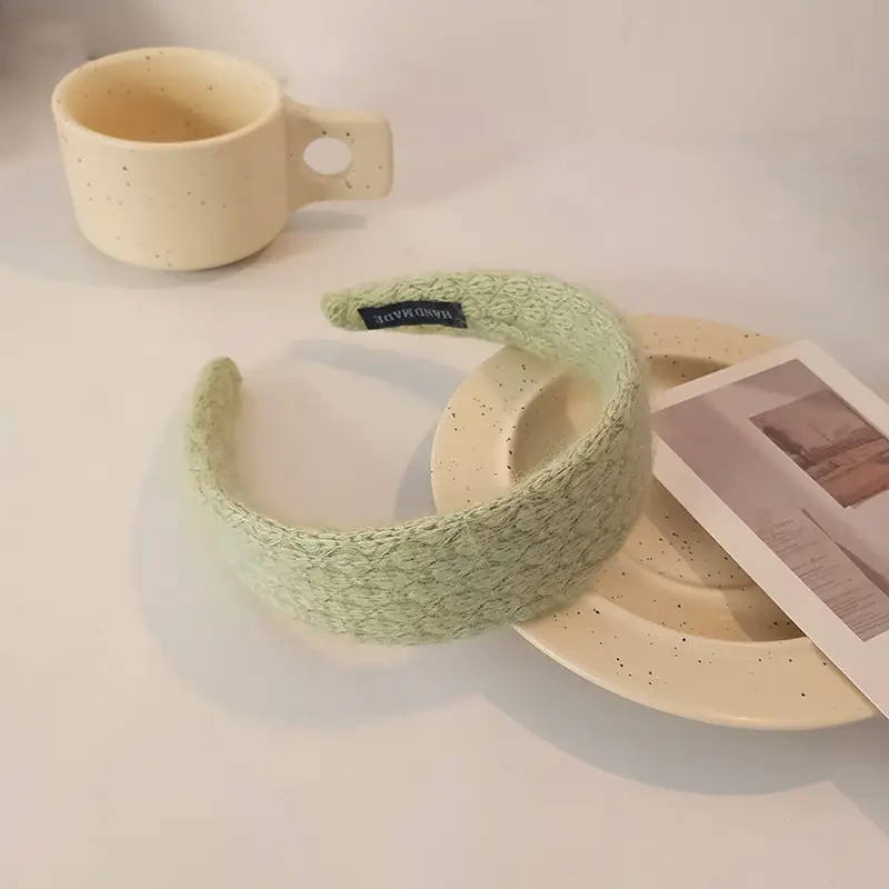 Wool Knitted Hair Press Wide Brim Headband Sweet All-Match Texture - Image 3