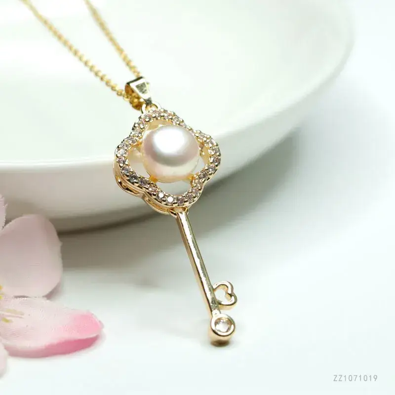 Korean Japanese Style Pearl Pendant Necklace with Heart Design - Image 4