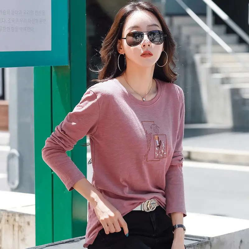 Women Black Long Sleeve Crew Neck T-Shirt with Embroidered Design - Image 8