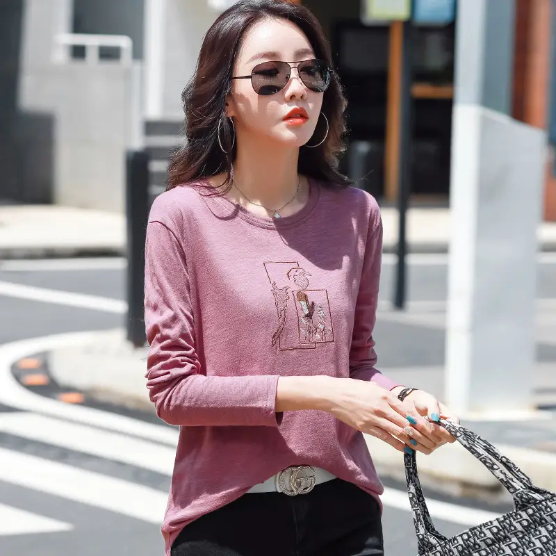 Women Black Long Sleeve Crew Neck T-Shirt with Embroidered Design - Image 2