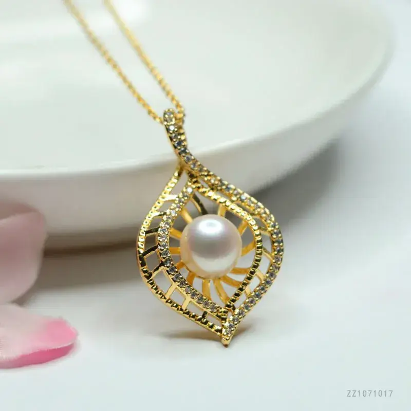 Japanese Style Pearl Pendant Necklace with Hollow Leaf Design - Image 4