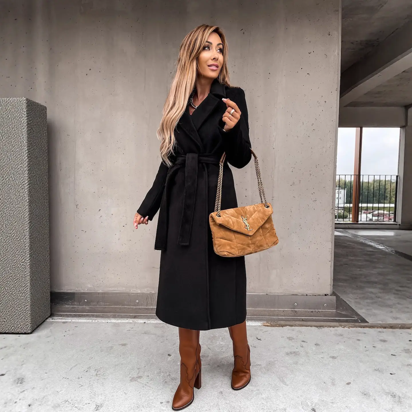 2021 Women's Woolen V-Neck Coat with Strap - Image 8