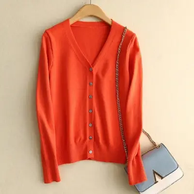 Women's White V-Neck Knitted Cardigan Large