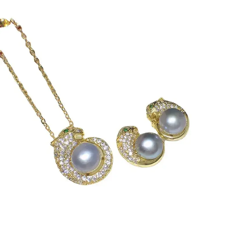 Women's Korean-style Pearl Necklace Set 8-9mm Lucky Leopard Head