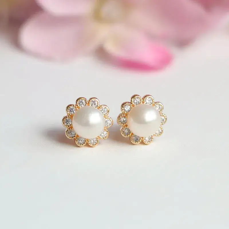 Guan Yu Pearl Sunflower Earrings S925 Gold — feature 4