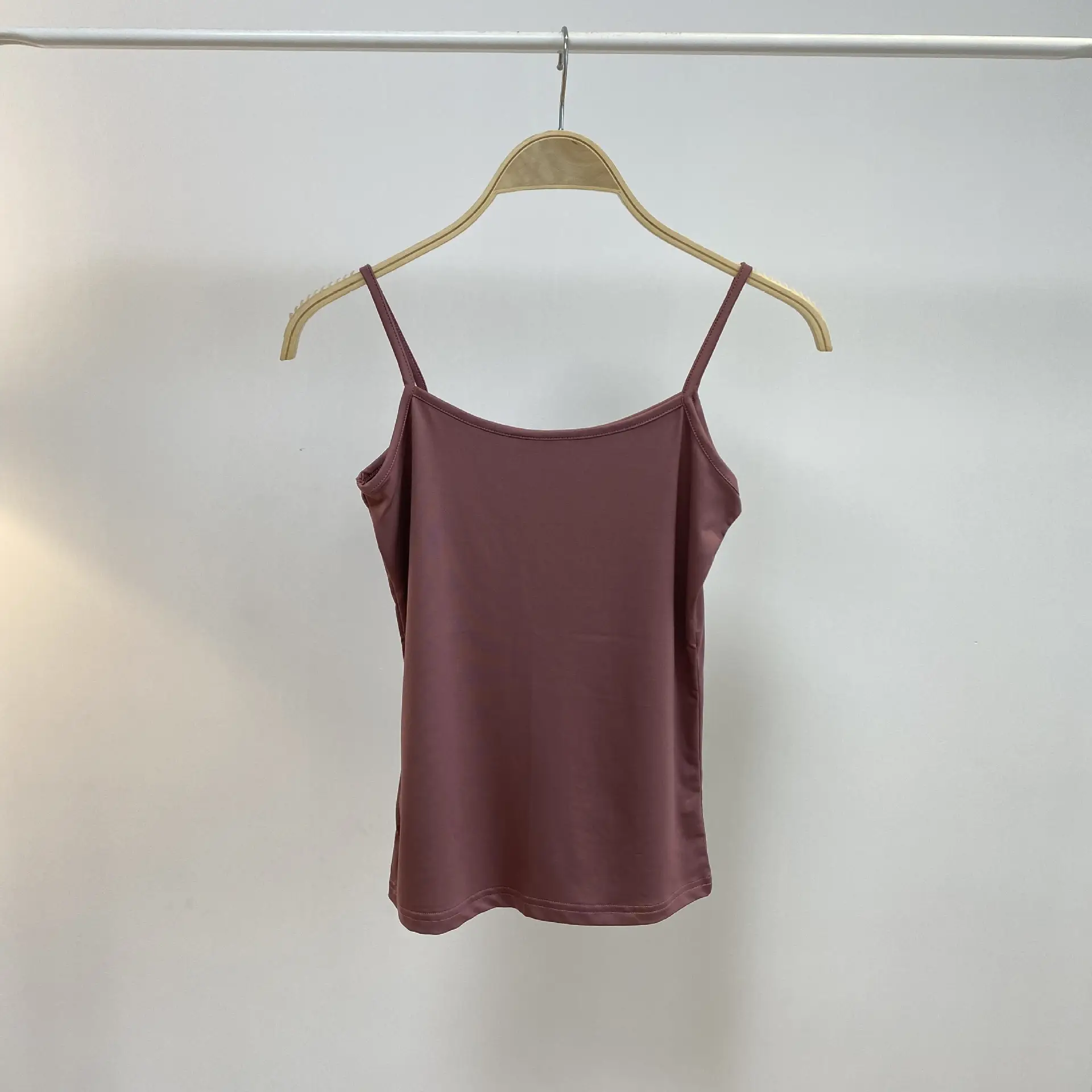 Three Color Silk Sling Tops Smooth Comfort - Image 2