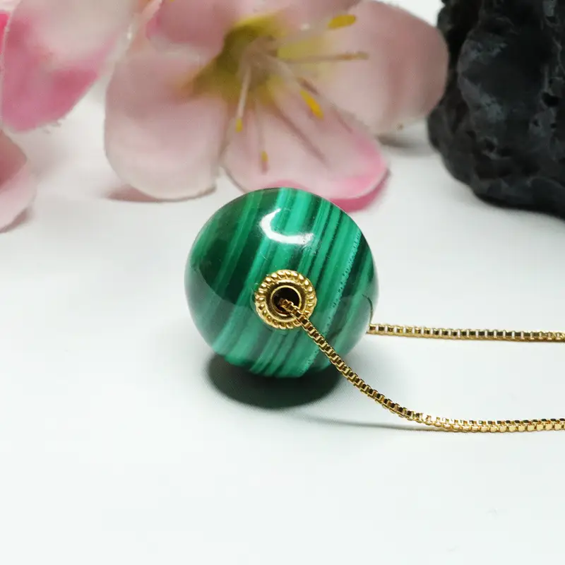 Peacock Stone Round Bead Necklace Green Crystal Jewelry — feature 11