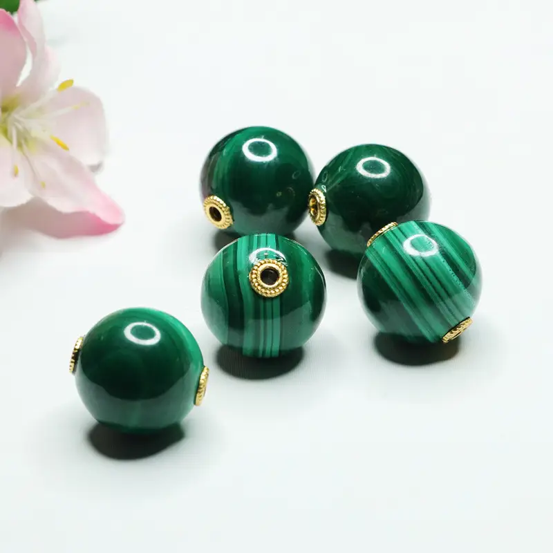 Peacock Stone Round Bead Necklace Green Crystal Jewelry — feature 4