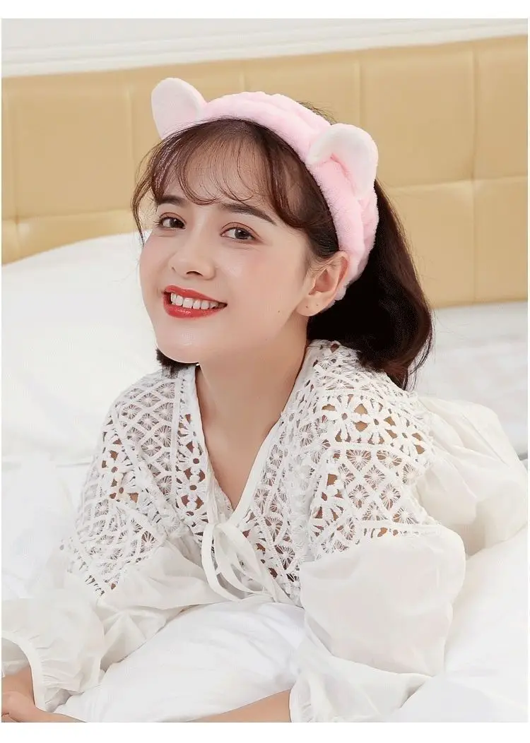 Red Cartoon Bow Face Wash Headband for Women — feature 6