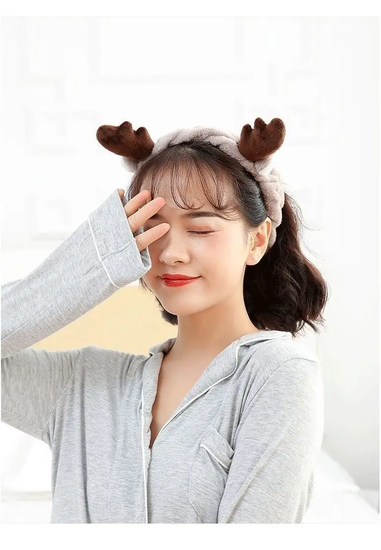 Red Cartoon Bow Face Wash Headband for Women — feature 7