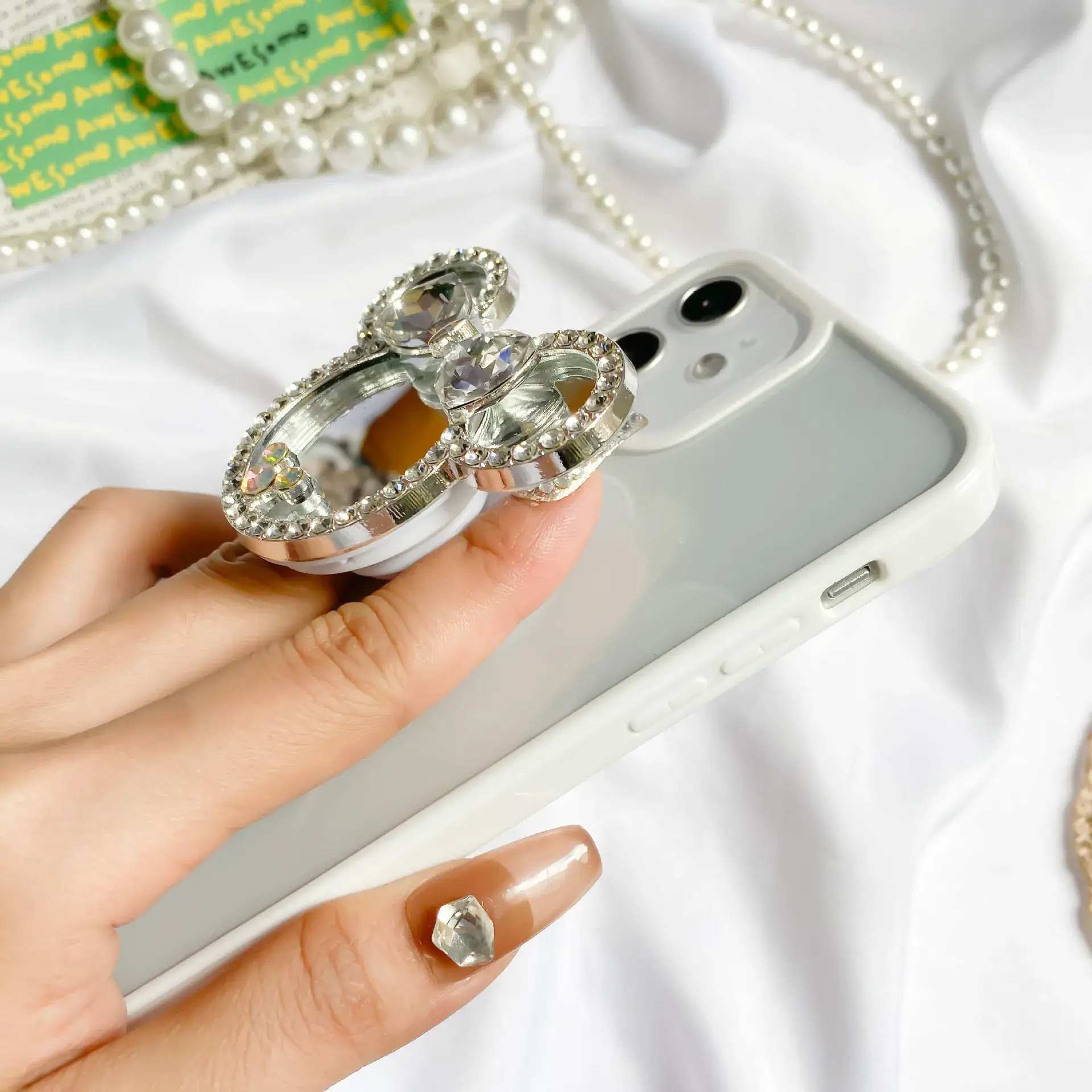 Luxury Rhinestone Mirror Mobile Phone Bracket - Image 5