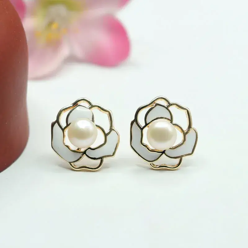 Guan Yu Pearl Rose Flower Stud Earrings Gold Plated