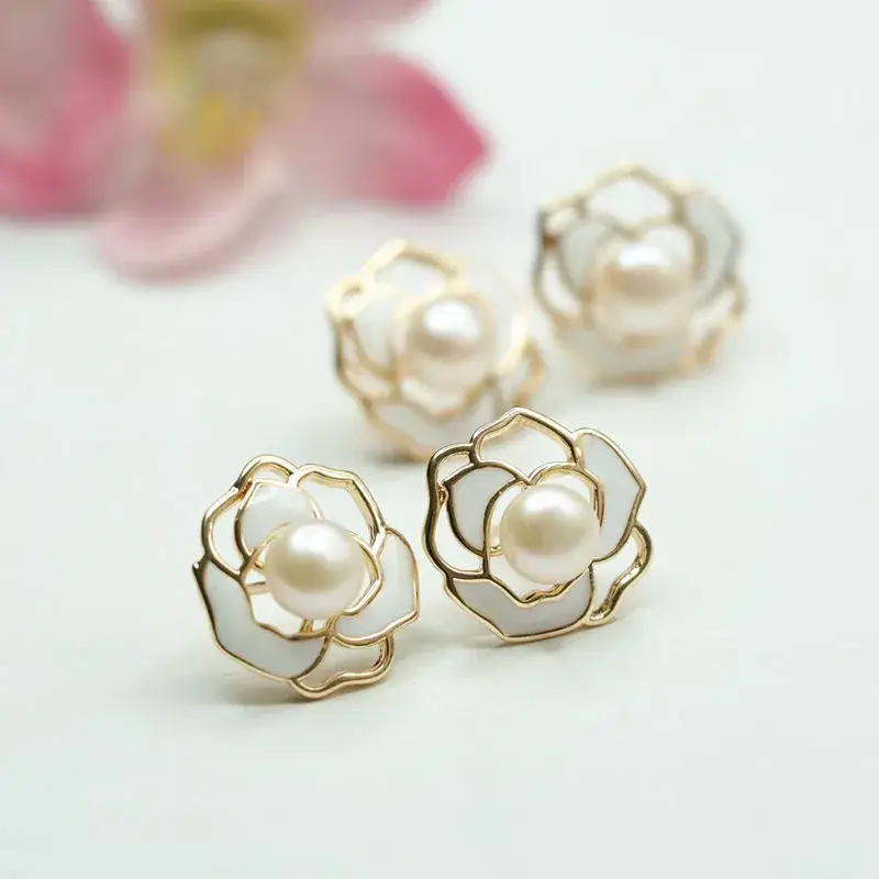 Guan Yu Pearl Rose Flower Stud Earrings Gold Plated