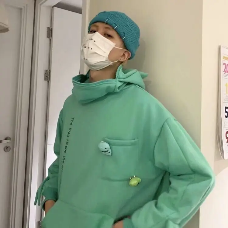 Frog Hoodie Women Green Fleece Lined Hooded Sweatshirt - Image 6