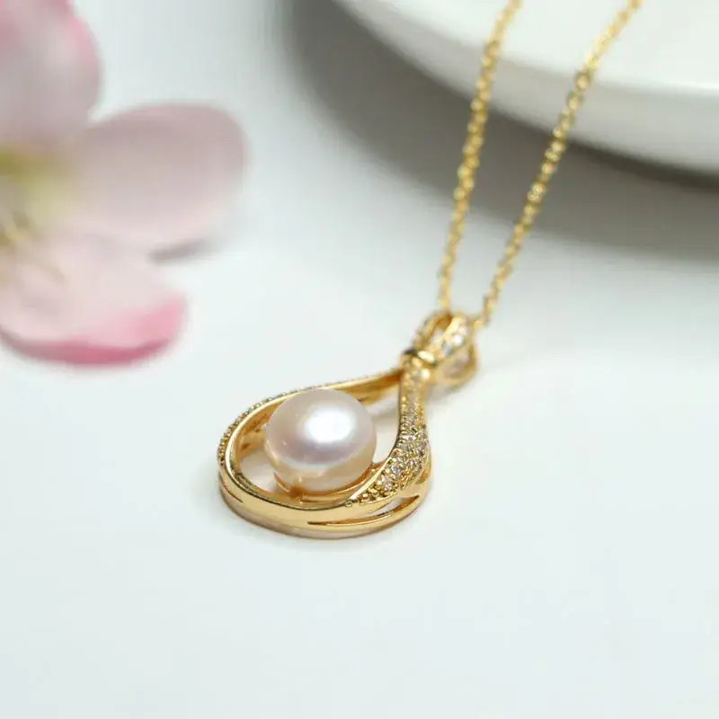 Japanese Korean Style Pearl Pendant Necklace with Full Diamond Water Drop Design — feature 7