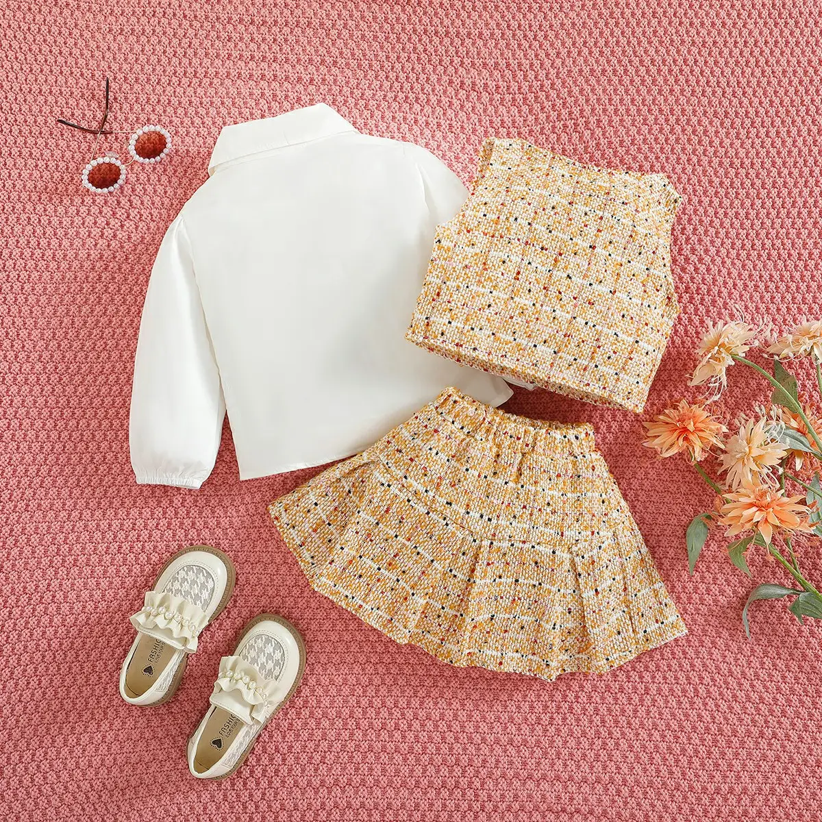 Girls New Plaid Vest & Skirt Set Small - Image 3