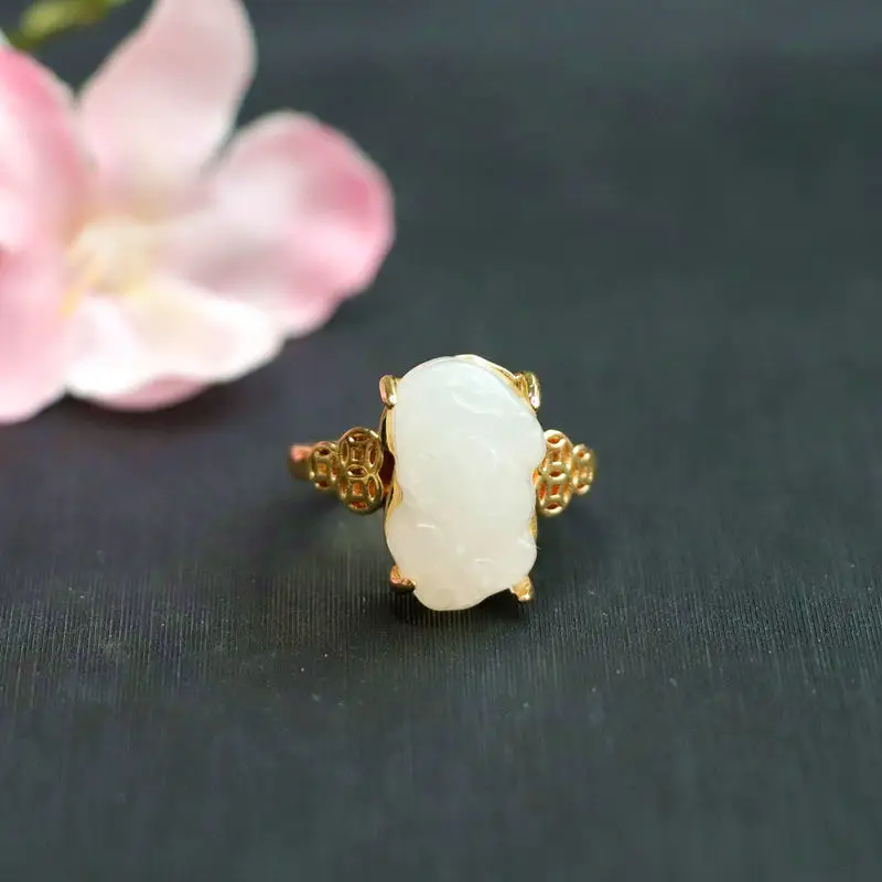 Guan Yu Jade Pixiu Ring White Gemstone Gold Plated — feature 4
