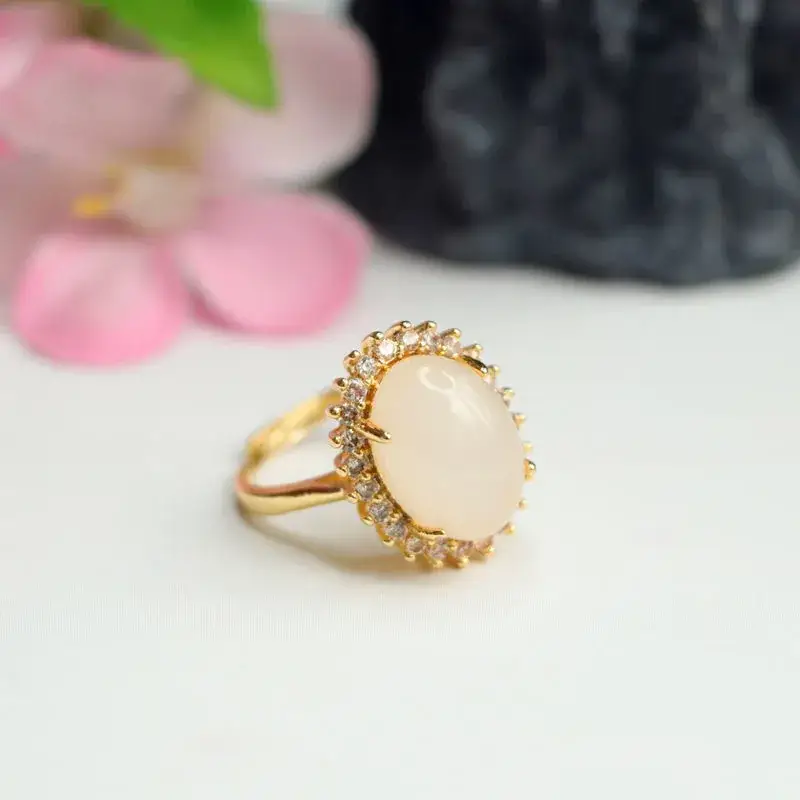 Guan Yu White Jade Ring with Sunflower Design — feature 7