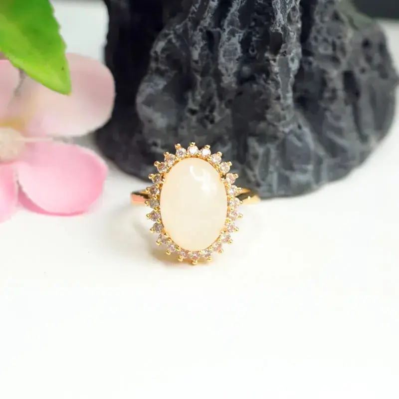Guan Yu White Jade Ring with Sunflower Design — feature 9