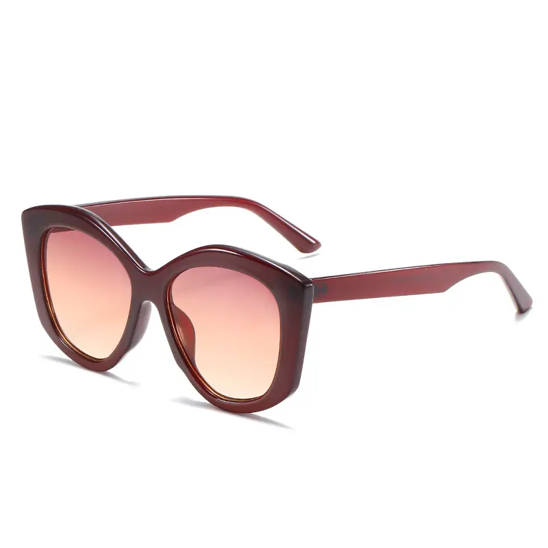 Black Cat-Eye Sunglasses with Gradient Lenses - Image 3